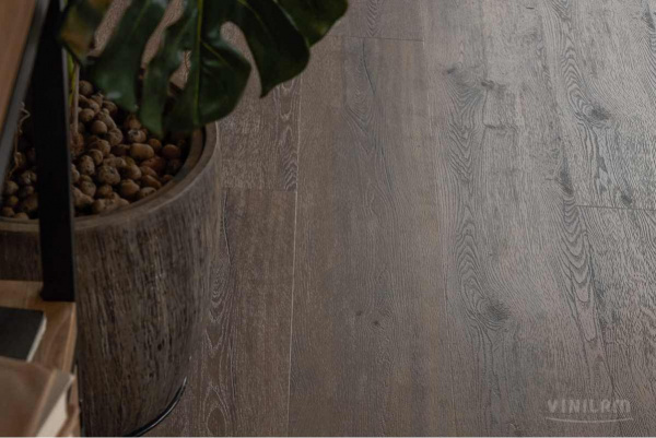 Ламинат SPC Vinilam Ceramo 5,5 мм Дуб Берн 8885-EIR