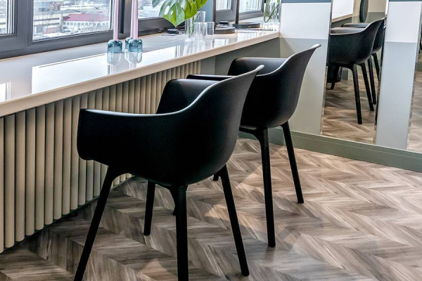 Пробковое покрытие Corkstyle Chevron Silver Замковое 1235x305x10