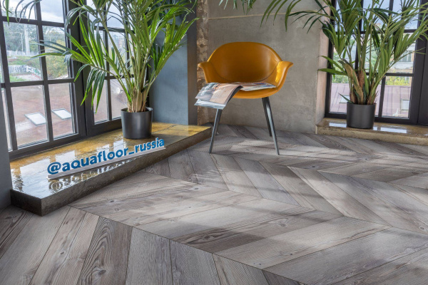 LVT Ламинат Aquafloor Parquet Chevron Glue (Паркет Шеврон Клеевой) 2.5/43 4V AF2552PGCh 553.7x130.5