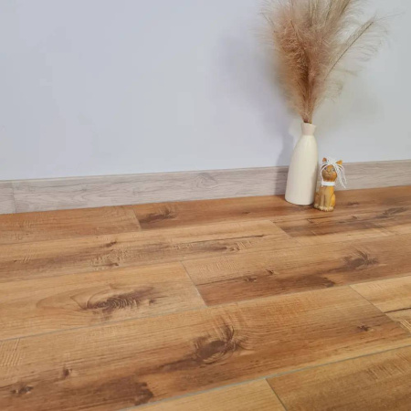 SPC Ламинат Richfloor Вояж 4.5/34 4V АМ1516-6/4,5 Тимена 1220x183