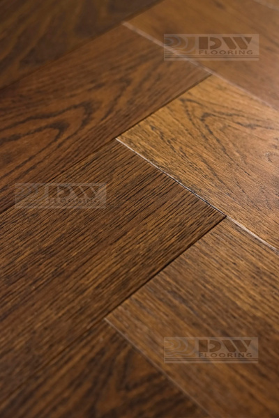 Инженерная доска Dw Flooring Ёлочка Дуб Коричневый DW-302U