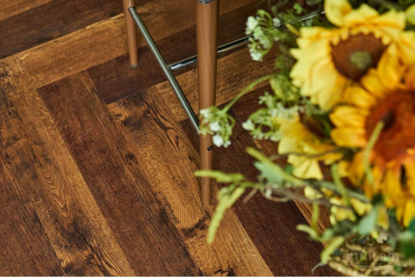 LVT Ламинат Vinilam Parquet Herringbone Glue 2.5/43 4V GD11155 Парижский 762x152.4
