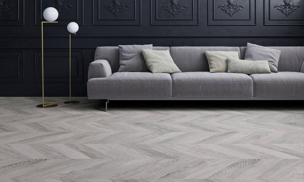 Ламинат Faus Masterpieces 8/33 S180086 Light Grey Chevron 1184x293.4