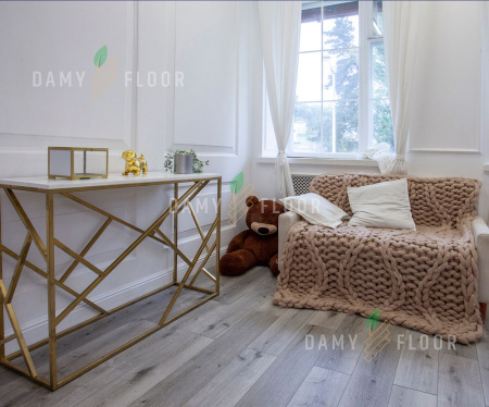SPC ламинат Damy Floor Family Дуб Состаренный Серый T7020-5D