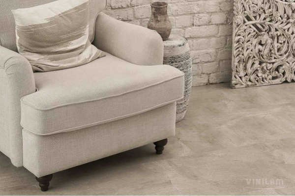 LVT Ламинат Vinilam Ceramo XXL Stone Glue 2.5/43 4V 61603 Бетонная Смесь 950x480