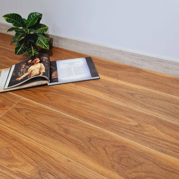 SPC Ламинат Richfloor Вояж 4.5/34 4V АМ1524-1/4,5 Лавецци 1220x183