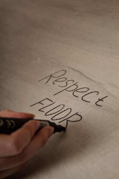 SPC ламинат Respect Floor Wood Дуб Серый 4204