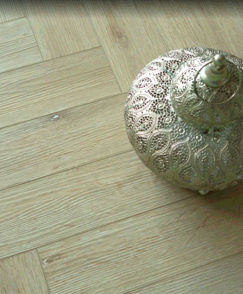 SPC ламинат Respect Floor Ёлка Дуб Натур Светлый 2303