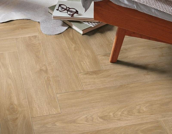 Ламинат My Floor Castle 10/33 4V MH1002 Дуб Жирона 665x133