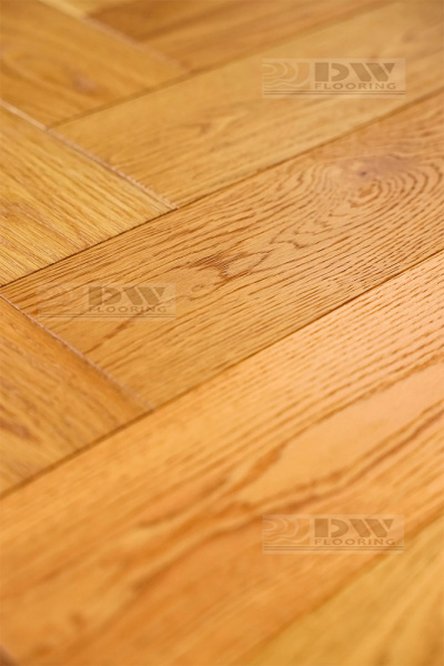 Инженерная доска Dw Flooring Ёлочка Дуб Золотистый DW-301U