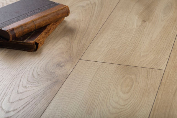 Ламинат Kronopol Aurum Volo Aqua Zero Дуб Eagle D4574