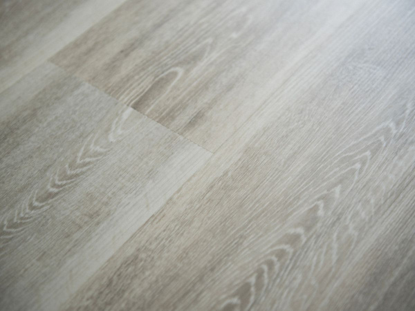 Ламинат SPC Lamiwood Quartzwood Дуб Квинс Q-13