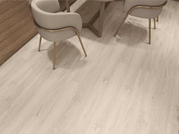 SPC Ламинат Icon Floor Black (Блэк) 4/43 4V BL-24 UZ Дуб Форд 1220x151 (2.21 м2)