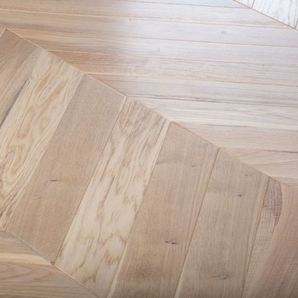 Инженерная доска Lab Arte Елка Chevron Французская Дуб Рустик 2006 лак 45°