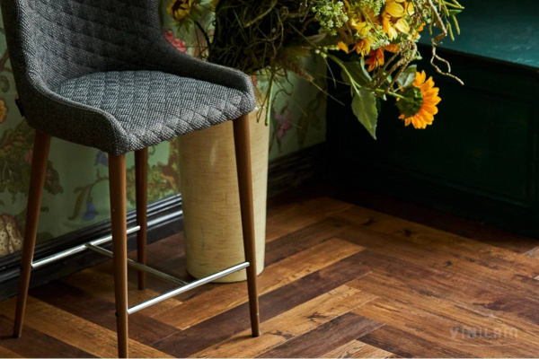 LVT Ламинат Vinilam Parquet Herringbone Glue 2.5/43 4V GD11155 Парижский 762x152.4